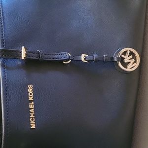 Michael Kors Jet Set Travel Tote